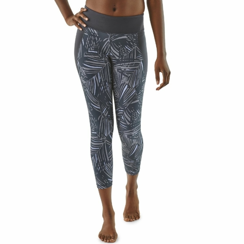 Patagonia Centered Crop Leggings Rain Fern Gray‎ Print Size Small